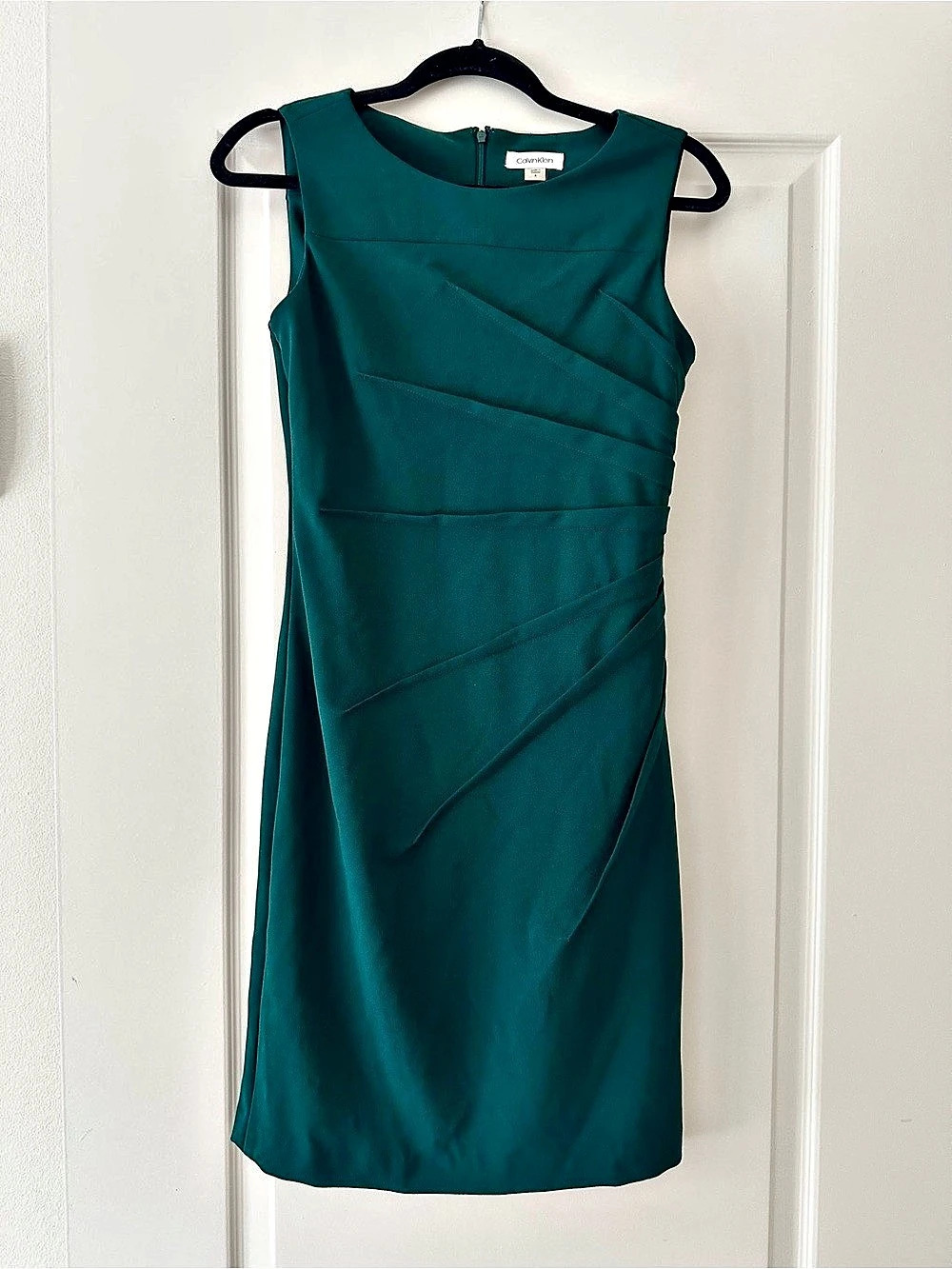 Calvin Klein Sleeveless Midi Dress in Emerald Green Size 6 Like New Never Worn